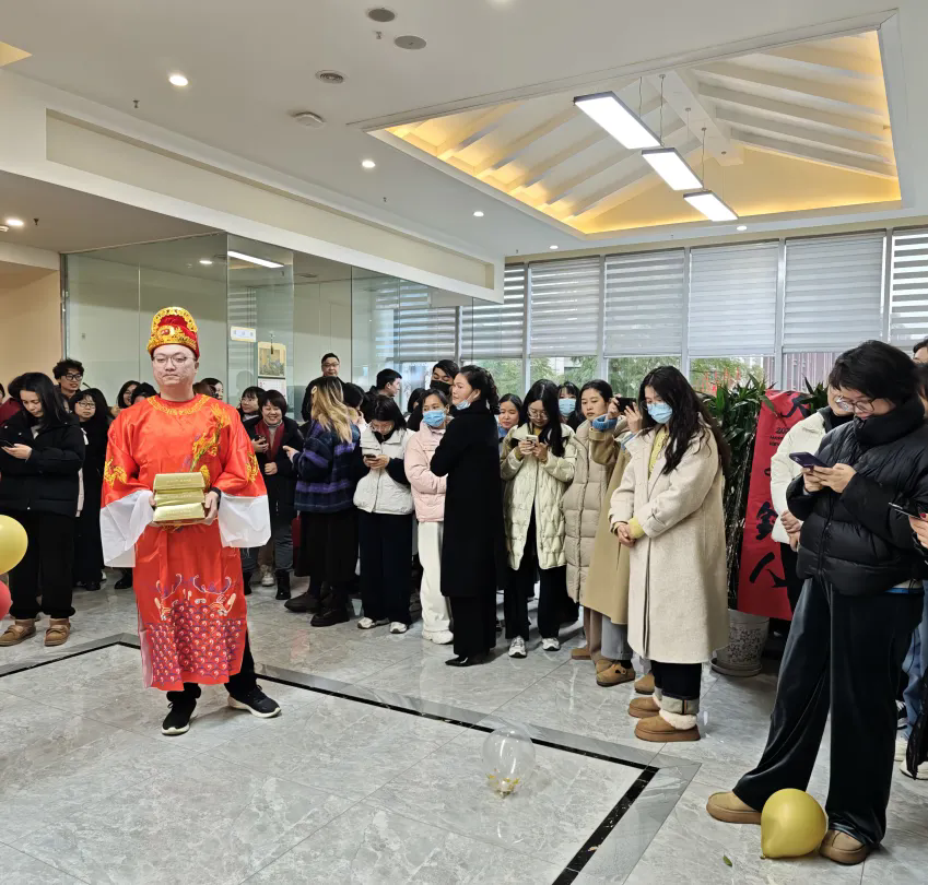 f5edff6954de04da0783be64e10fda56-sz_7093134.webp (1).png